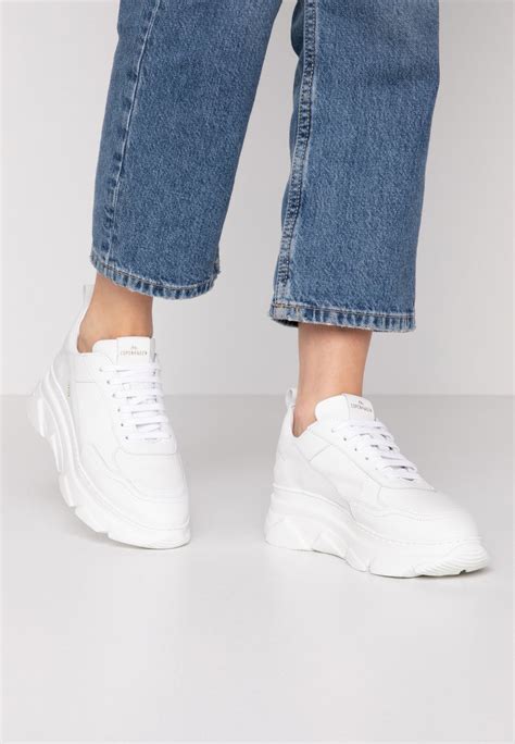 zalando witte sneakers.